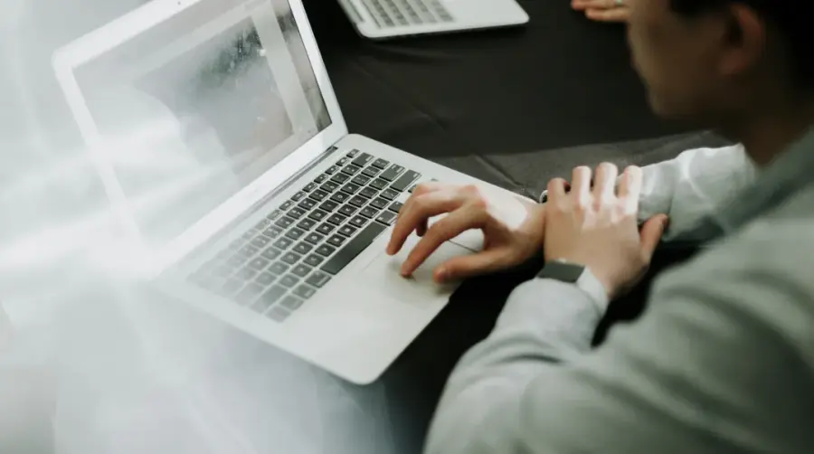 general.alt_slider_image